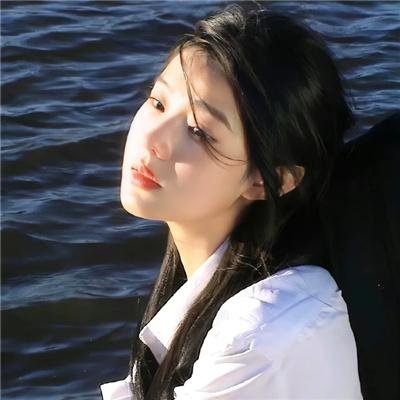 捡个锦鲤女宝全家被哄成翘嘴了